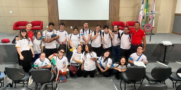 Espírito Santo: Corpo de Bombeiros forma segunda turma de brigadistas com Síndrome de Down