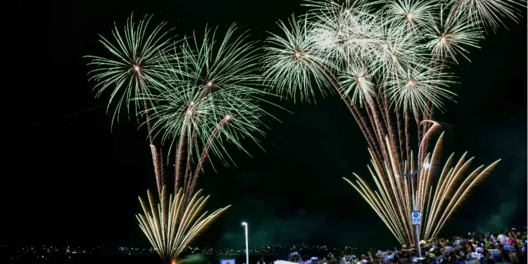 Cariacica: Show pirotécnico do aniversário da orla será feito com fogos de artifício com redução de ruído