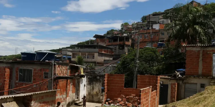 Congresso: Senado aprova recursos para regularização de favelas e áreas de invasão