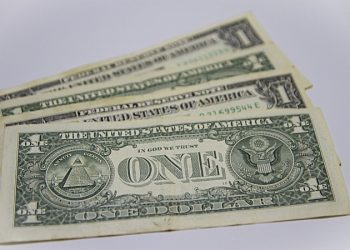 Economia: Banco Central anuncia leilões extraordinários de dólares nesta sexta (20)