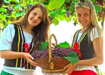 Alfredo Chaves: Confira a programação da 59ª Festa da Uva do Vinho