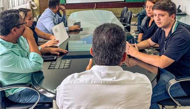 Alfredo Chaves: Prefeitura solicita obras importantes ao DER-ES