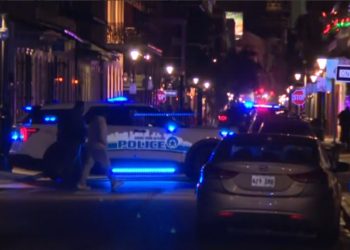 EUA: Veículo atropela multidão e deixa pelo menos 15 mortos em Nova Orleans