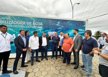 Espírito Santo: Governador entrega obras e serviços de saneamento e saúde em Guarapari