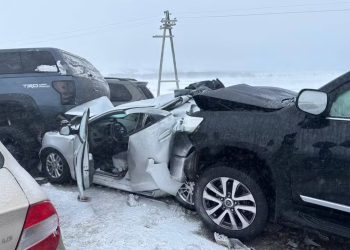 Cazaquistão: Mau tempo causa engavetamento gigantesco com 95 veículos envolvidos