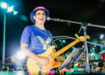 Piúma: Durval Lelys vai agitar o Carnaval 2025