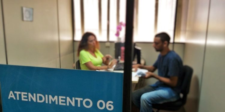 Espírito Santo: Egressos do sistema prisional podem concorrer a bolsas universitárias ofertadas pelo Programa Nossa Bolsa