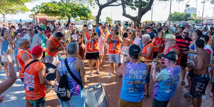 Guarapari: Carnaval 2025 com grandes atrações e programação especial
