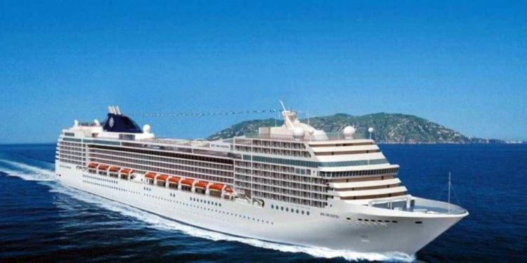 Búzios: Passageiro morre a bordo de cruzeiro durante festa corporativa