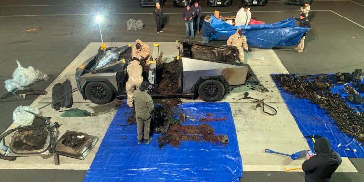 EUA: Polícia identifica motorista de Tesla Cybertruck explodido como soldado do Exército