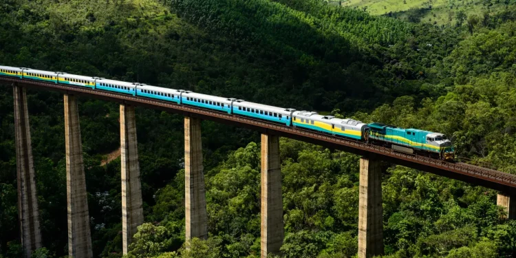 Turismo: Viajando de trem pelas paisagens deslumbrantes de Minas ao Espírito Santo