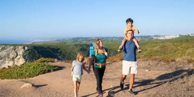 Turismo: Dicas de segurança para viajar com as crianças neste verão