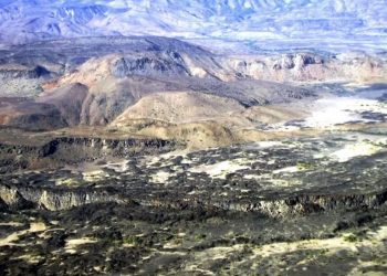 África: Risco de erupção vulcânica na Etiópia leva à evacuação de moradores para abrigos temporários