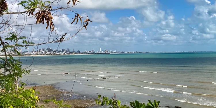 Turismo: Tem um brasileiro na lista dos 10 destinos de viagem que serão tendência em 2025