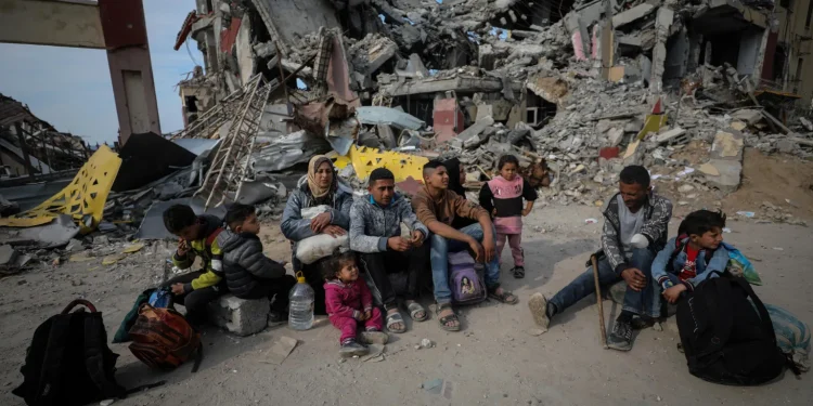 Tomada de Gaza: Palestinos e estados árabes rejeitam proposta de Trump