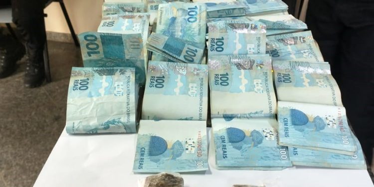 Polícia: Operação conjunta resulta na prisão de quatro homens e na apreensão de um adolescente no sul do Estado