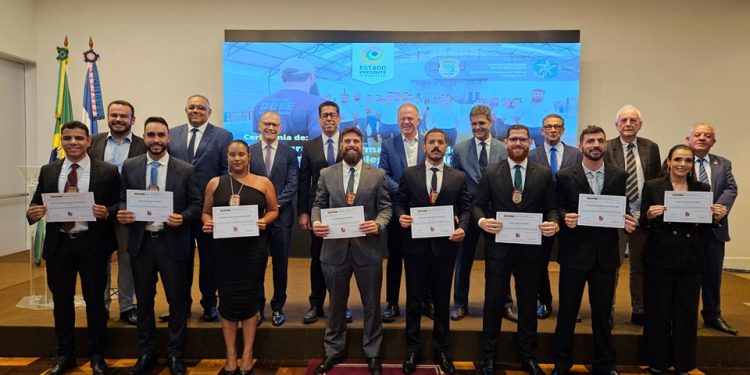 Espírito Santo: Segurança pública é reforçada com a formatura de 42 novos delegados da Polícia Civil