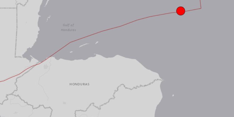 Honduras: Poderoso terremoto de magnitude 7,5 atinge norte com alerta de tsunami cancelado