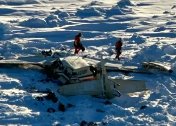 EUA: Guarda Costeira encontra avião desaparecido no Alasca