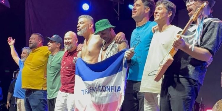 Anchieta: Praia Central recebe luau com jongo, Casaca, Marajah e Jaraguá neste sábado (22)