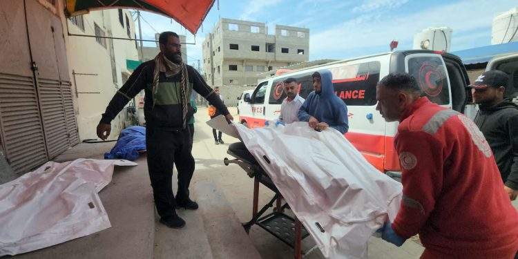 Gaza: Ataques israelenses ao Hamas matam pelo menos 200