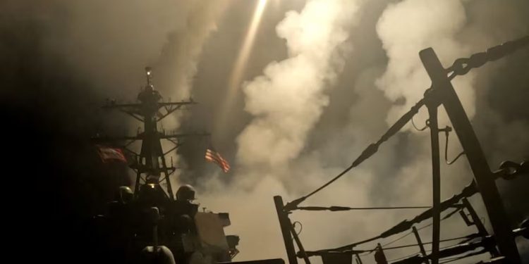 EUA: Trump lança ataques em larga escala contra os houthis do Iêmen matando pelo menos 31