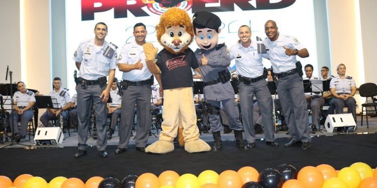 Guarapari: 10º Batalhão inicia as aulas do Proerd 2025