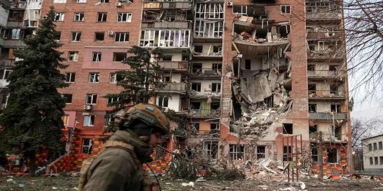 Trump: EUA ameaça Rússia com sanções até que a paz seja alcançada na Ucrânia