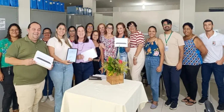 Anchieta: Prefeitura moderniza atendimento do CadÚnico com novos tablets