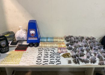 Guarapari: 10º Batalhão realiza apreensões de drogas e recuperação de veículo