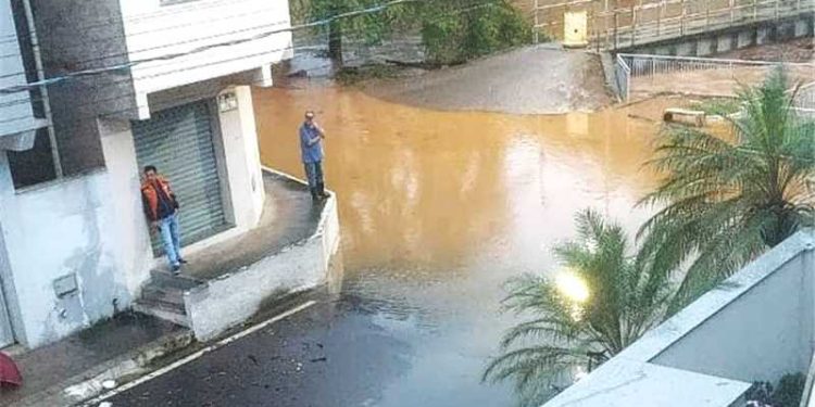Alfredo Chaves: Defesa Civil comunica mudança no trânsito devido alagamento