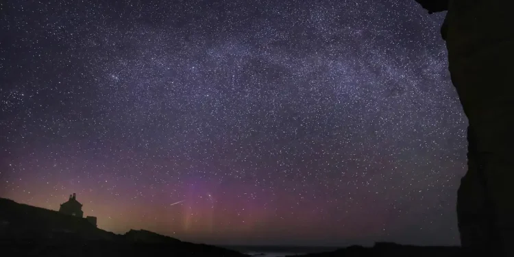 Céu estrelado: Chuva de meteoros Líridas ficará mais intensa nos próximos dias