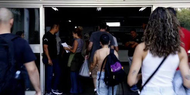 CNU 2025: Concurso terá mais de 3 mil vagas em 35 órgãos e institutos federais