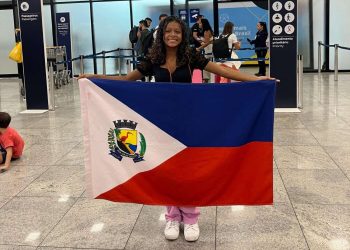 Guarapari: Promessa do atletismo representa o Brasil nos Jogos Mundiais Escolares Sub-15 na Sérvia