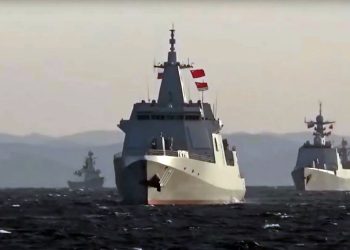 Ásia: Militares chineses iniciam exercícios de tiro real perto de Taiwan