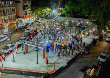 Guarapari: Prefeitura entrega obra de revitalização da Praça dos Golfinhos