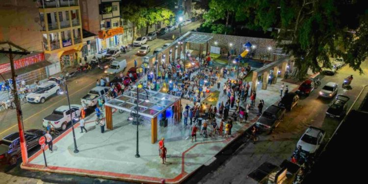 Guarapari: Prefeitura entrega obra de revitalização da Praça dos Golfinhos