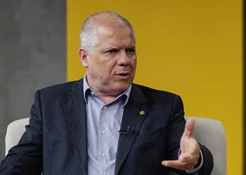 Investigação: Presidente do INSS é demitido após operação sobre fraudes