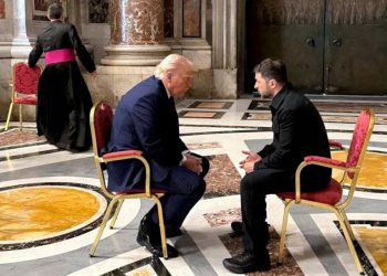 Paz na Ucrânia: Trump e Zelenskiy se encontram na basílica do Vaticano