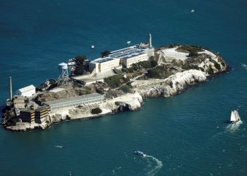 EUA: Trump ordena reabertura da prisão de Alcatraz para receber criminosos perigosos