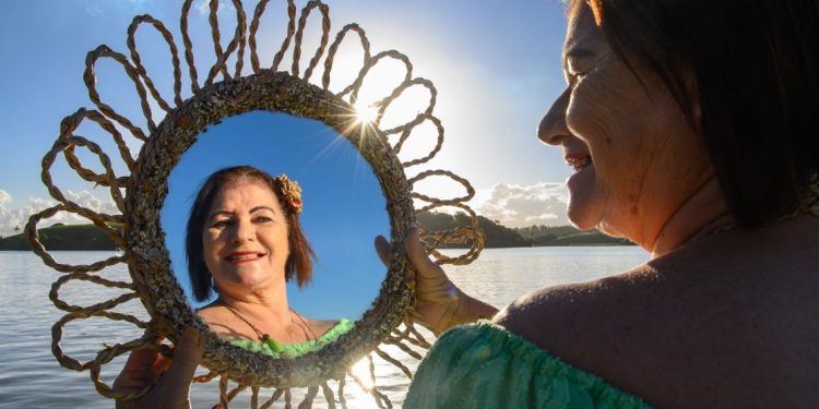 Anchieta: Exposição de fotos sobre artesãs de Mãe-Bá nesta sexta (9)