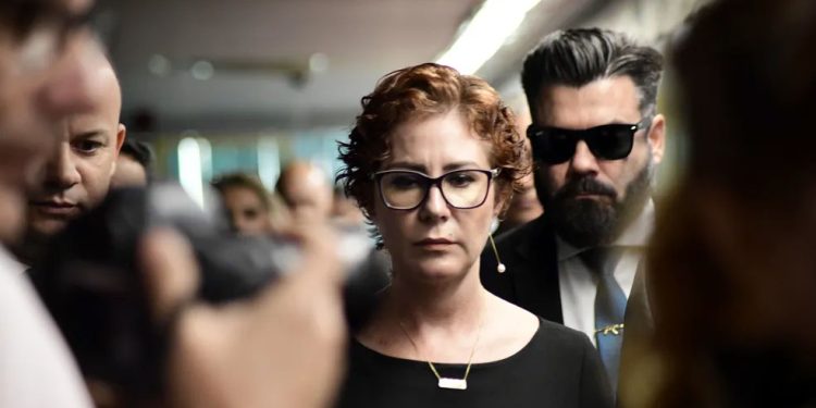 Unanimidade: STF condena Carla Zambelli a 10 anos de prisão