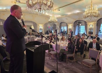 Espírito Santo: Governador capixaba apresenta Programa Estado Presente em evento nos Estados Unidos