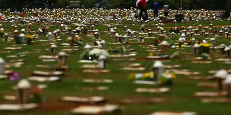 IR 2025: Como fica declaração de pessoa falecida?