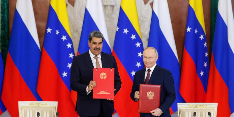 Moscou: Putin e Maduro assinam acordo de parceria estratégica