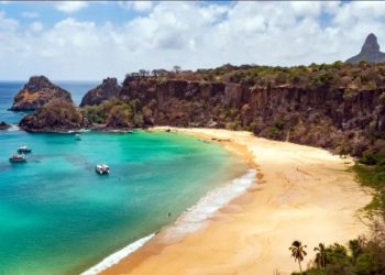 Turismo: Duas praias brasileiras estão entre as 50 melhores do mundo