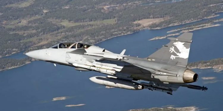 EUA: Secretário de Defesa diz que militares prepararam planos para atacar o Irã