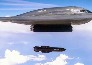 “Bunker Buster”: Só EUA têm arma capaz de penetrar usina “enterrada” no Irã