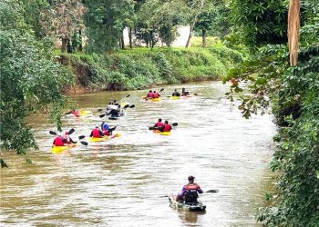 Meio Ambiente: Descida do Rio Benevente entre Alfredo Chaves e Anchieta contou com 80 caiaques