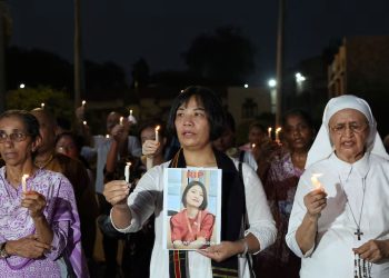 Índia: Governo ordena inspeção de Boeing 787 após acidente aéreo